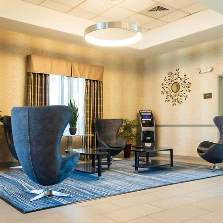 Comfort Inn & Suites Plainville-Foxboro エクステリア 写真